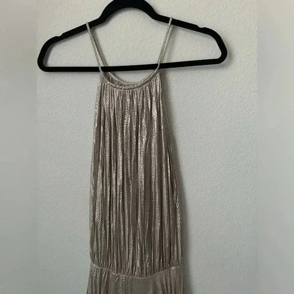 ALEXIS Scoop Neck Long Metallic Gown - S - Picture 7 of 7